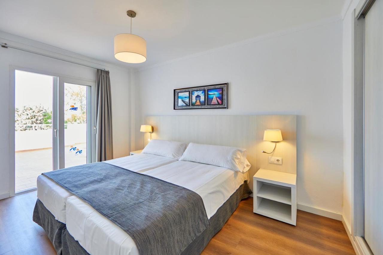 Ola Apartamentos Cala D'Or エクステリア 写真
